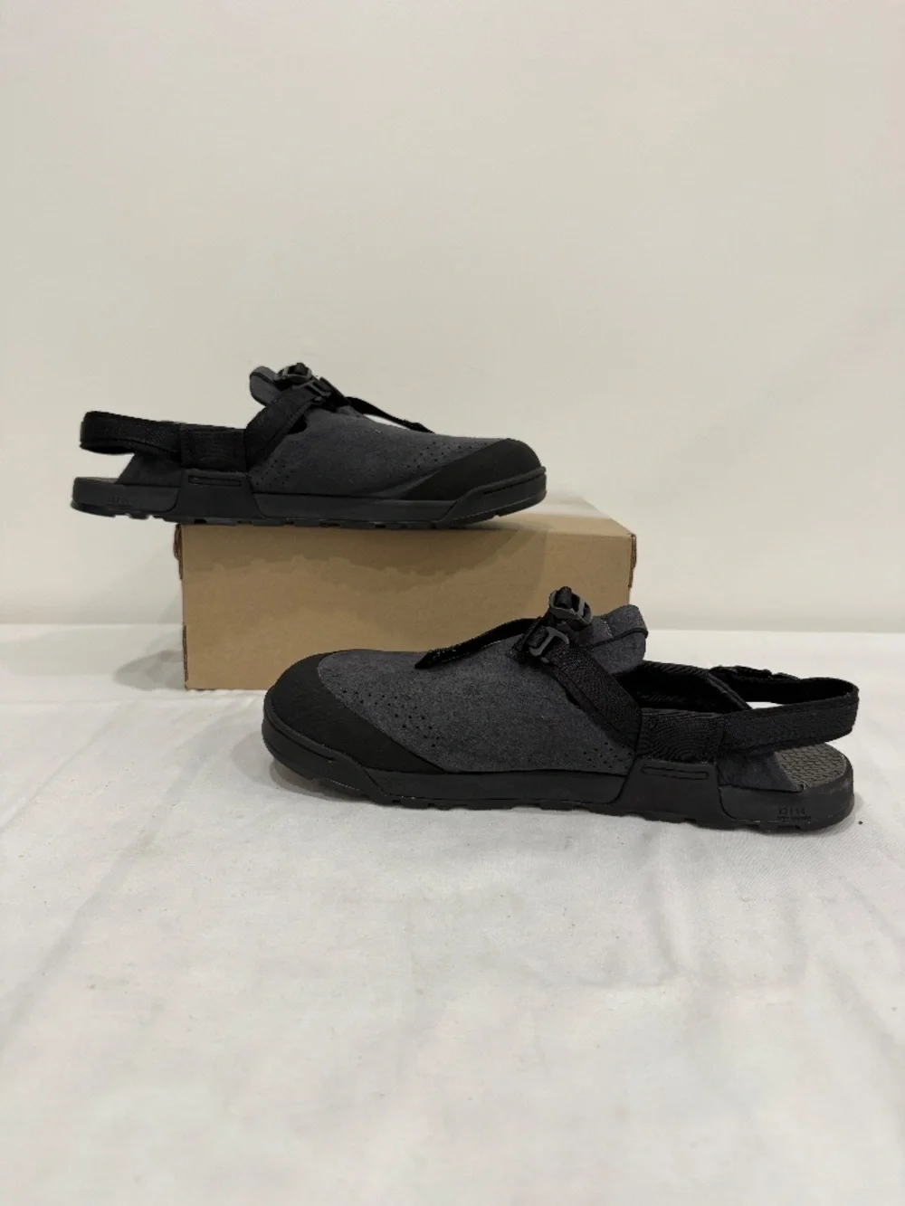 Vibram used box